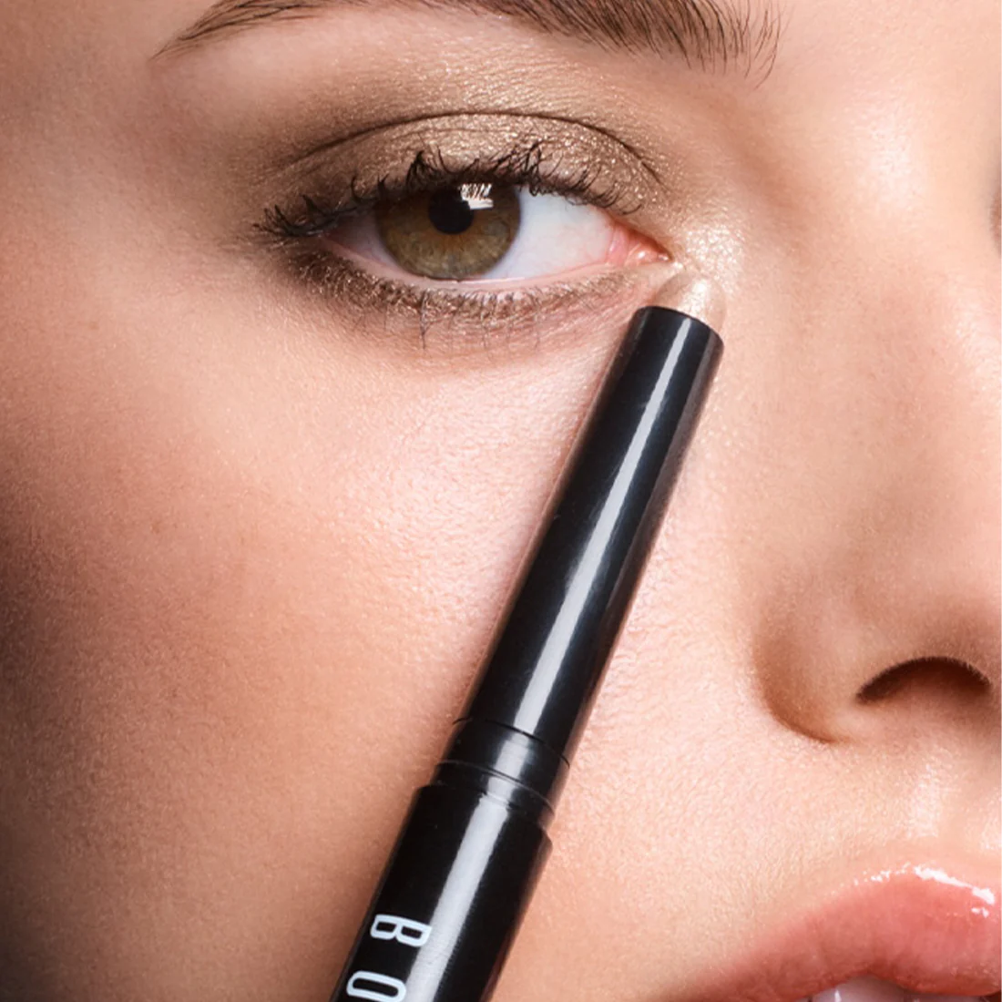 Long Wear Cream Shadow Stick Ombretto in Stick - Image 86