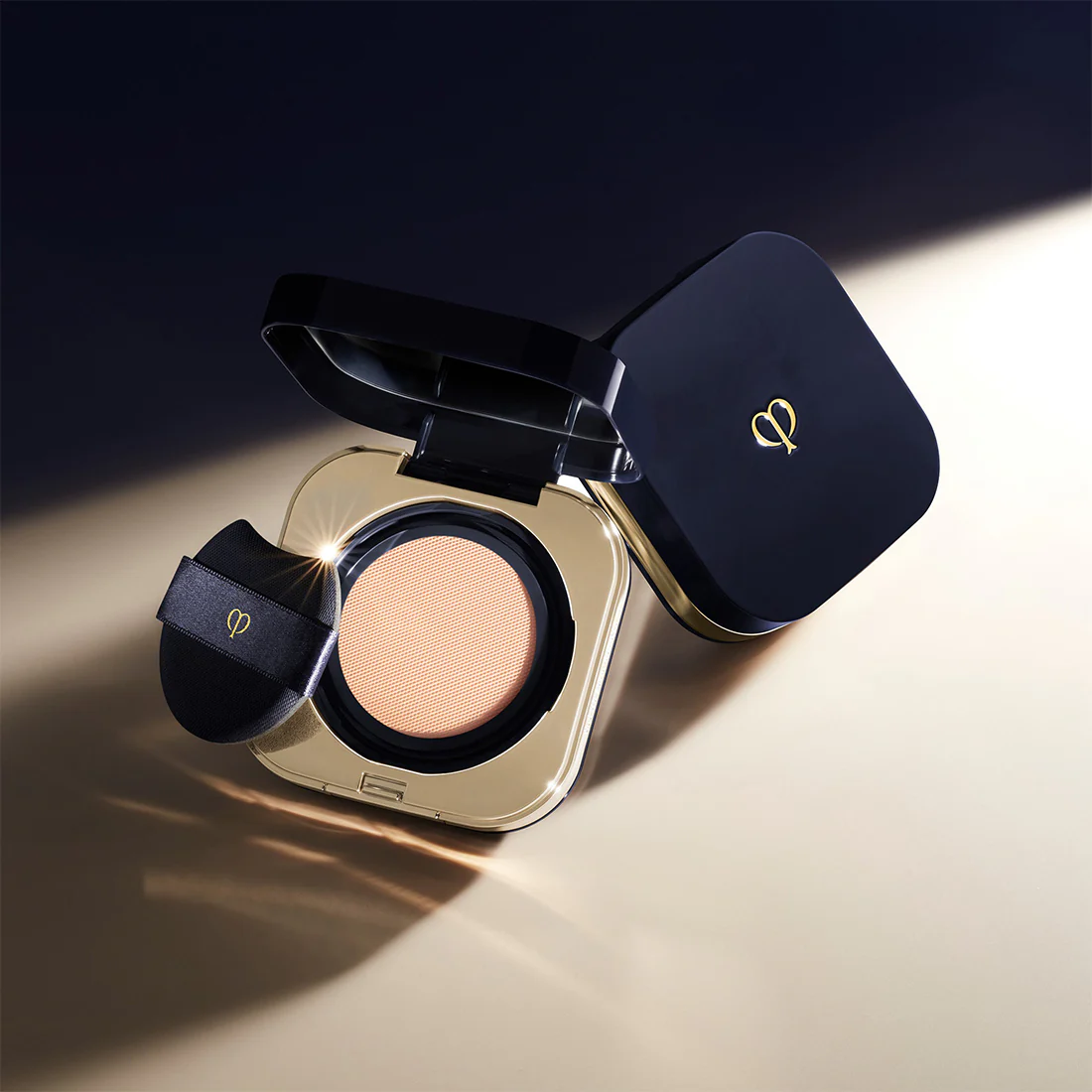 Radiant Cushion Foundation Natural Fondotinta setoso - Image 3