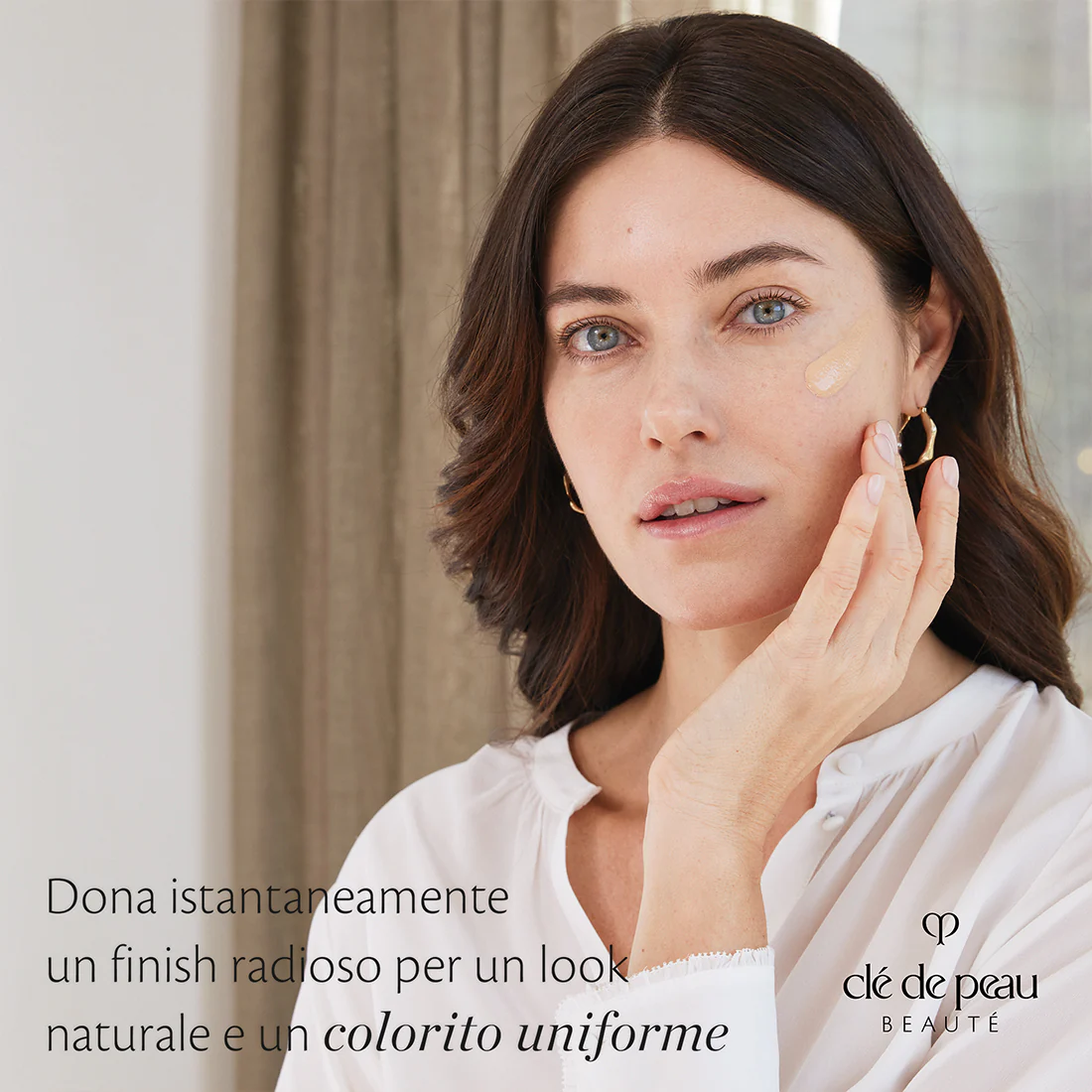 Radiant Fluid Foundation Natural Fondotinta Idratante Effetto Naturale - Image 61