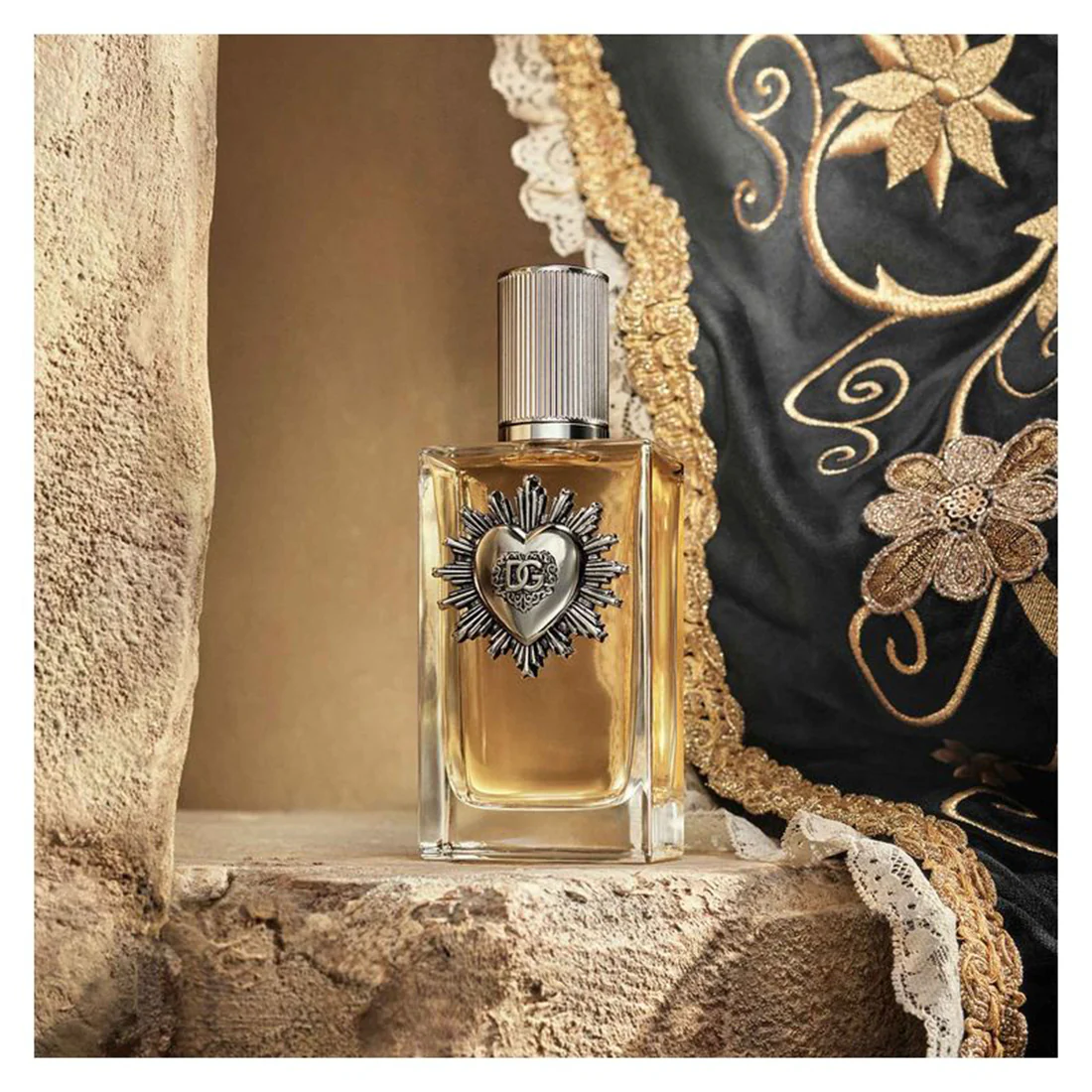 Devotion Pour Homme Eau De Parfum - Image 4