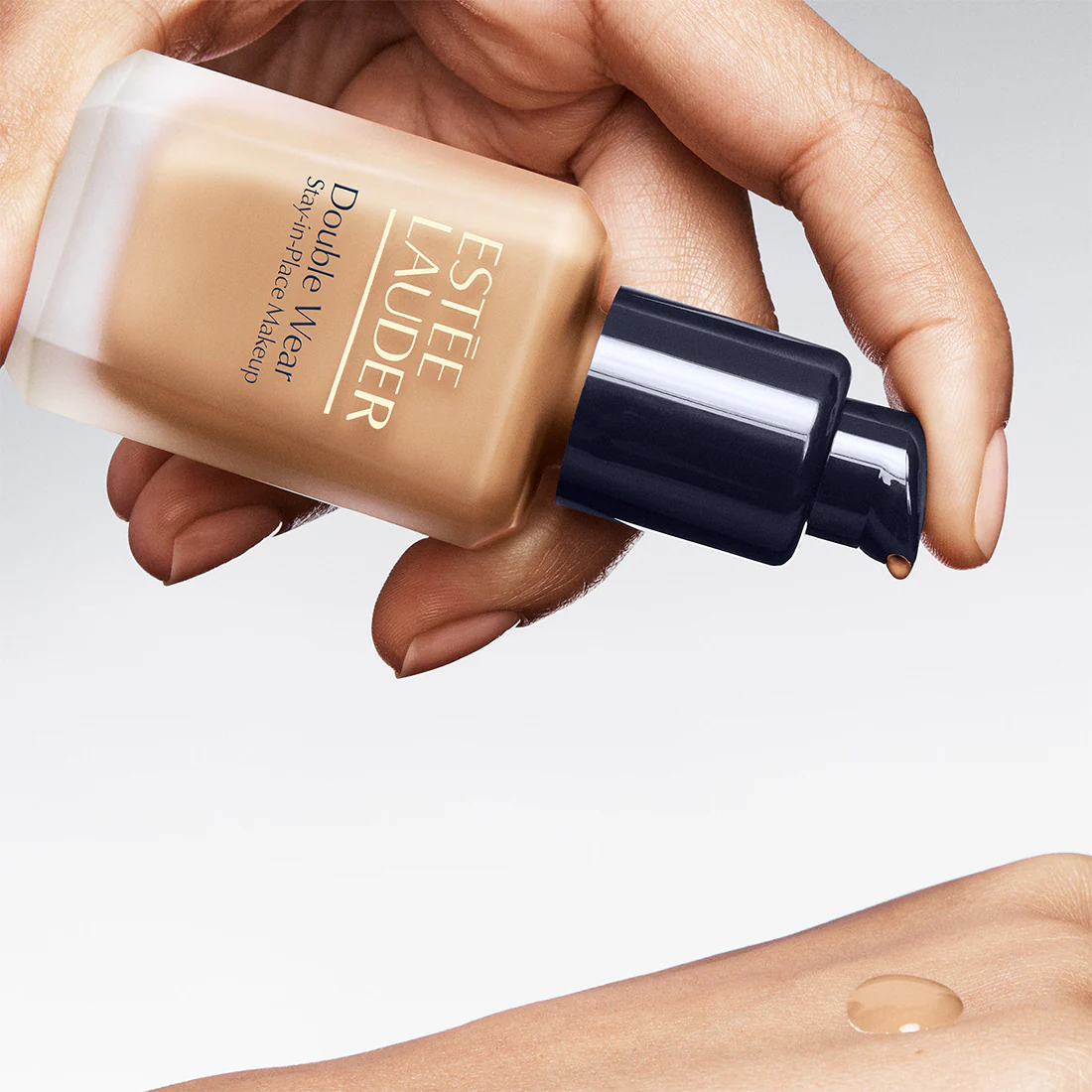 Double Wear Stay-in-Place Longwear Matte Foundation - Image 19