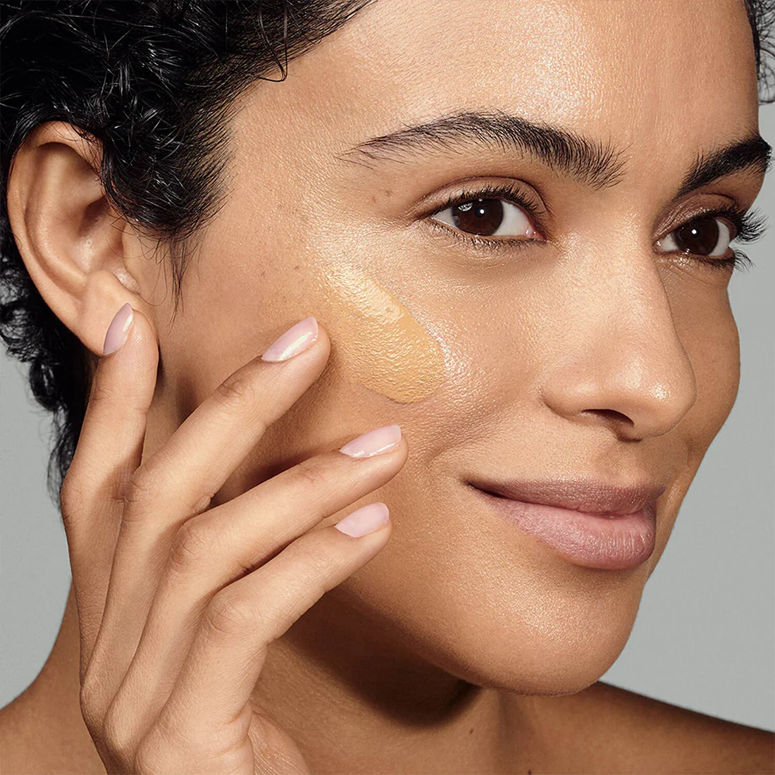 Futurist Hydra Rescue Moisturizing Broad Spectrum Fondotinta SPF 45 - Image 52