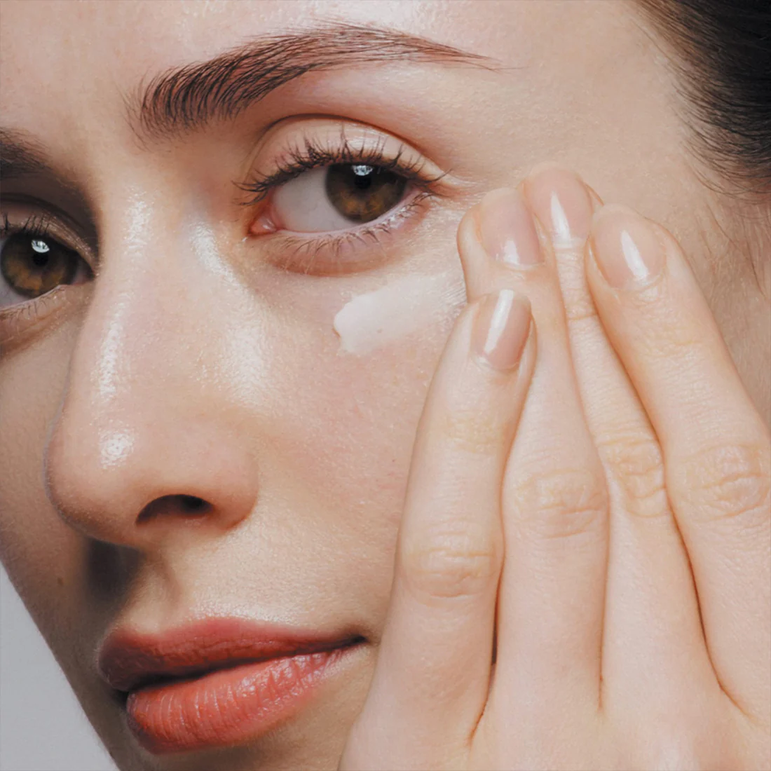 Future Solution LX Eye and Lip Contour Regenerating Cream Crema Contorno Occhi e Labbra Antirughe - Image 3