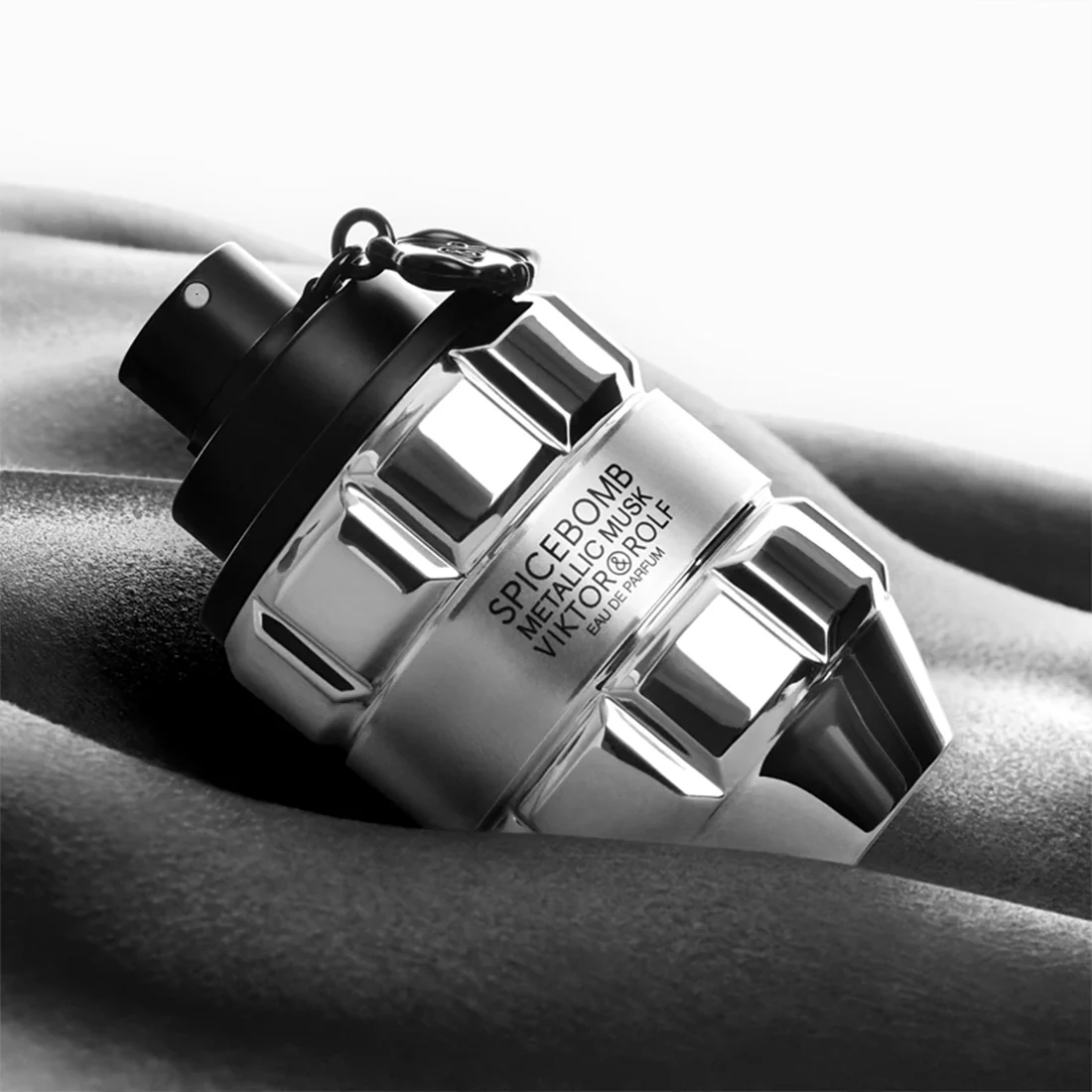 Spicebomb Metallic Musk Eau De Toilette - Image 12