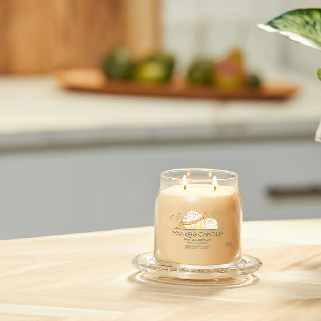 Candela Vanilla Cupcake - Image 15